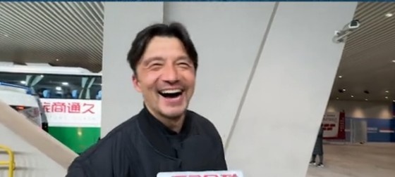 帶孩子和帶球隊哪個更累？謝暉笑言：都累，但帶孩子更累